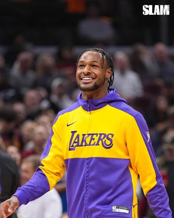 开云备用登录 -NBA常规赛加时末段走向成谜，洛杉矶湖人防线松动，压力陡增，身体对抗强度拉满的简单介绍